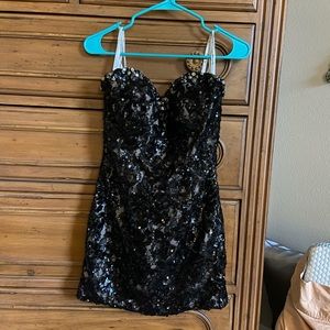 EUC Black Dress Size 8 No Flaws